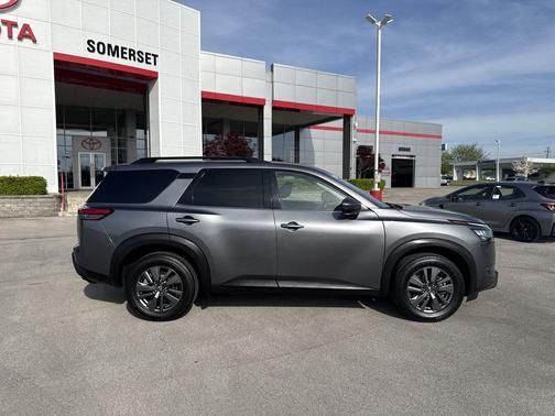 Gun Metallic 2025 Nissan Pathfinder SV 4WD