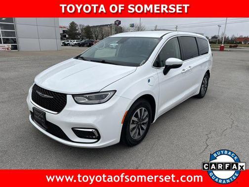 2023 Chrysler Pacifica Hybrid Touring L