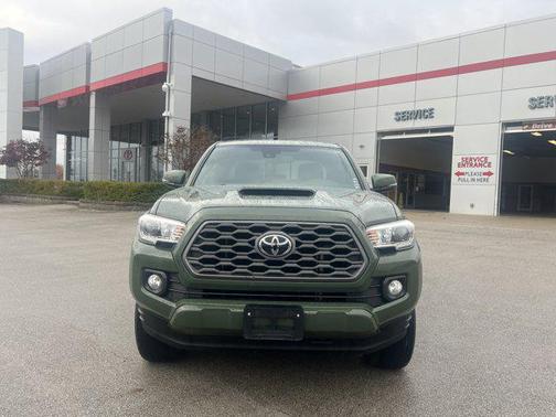 2021 Toyota Tacoma TRD Sport