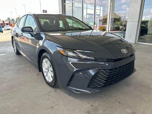 Underground 2026 Toyota Camry LE