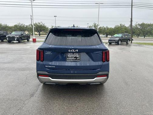 Midnight Lake Blue 2025 Kia Sorento S
