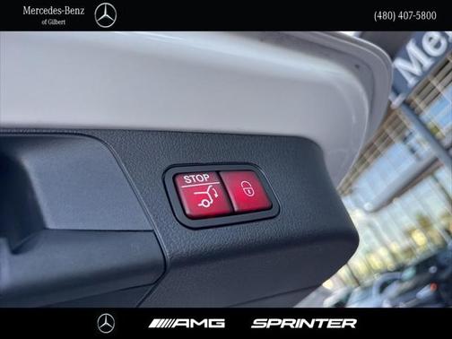 2025 Mercedes-Benz GLB 250 Base