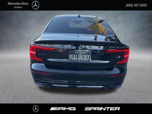 2022 Volvo S60 Recharge Plug-In Hybrid T8 R-Design