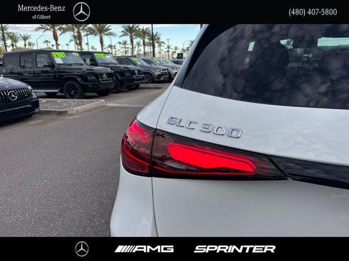 2025 Mercedes-Benz GLC 300 Base