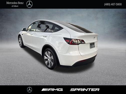 2022 Tesla Model Y Long Range Dual Motor All-Wheel Drive