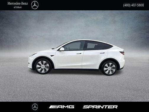 2022 Tesla Model Y Long Range Dual Motor All-Wheel Drive