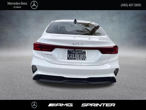 Snow White Pearl 2024 Kia Forte LXS