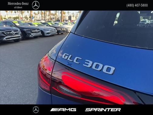 2025 Mercedes-Benz GLC 300 4MATIC