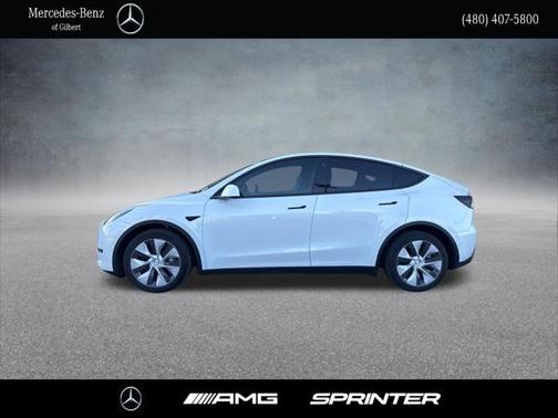 2022 Tesla Model Y Long Range Dual Motor All-Wheel Drive