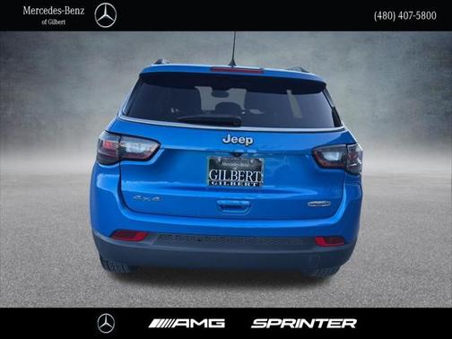 2022 Jeep Compass Latitude Lux