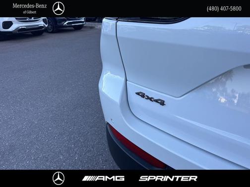 Bright White Clearcoat 2022 Jeep Grand Cherokee Trailhawk
