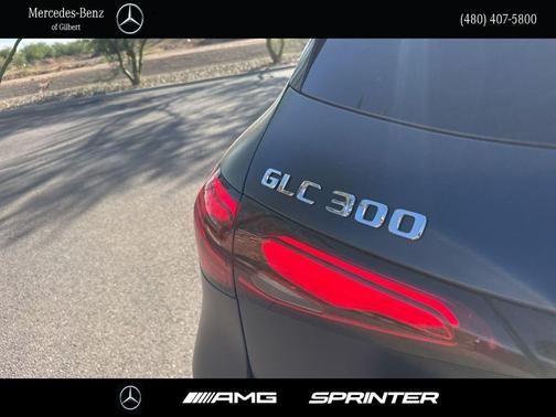 2026 Mercedes-Benz GLC 300 4MATIC