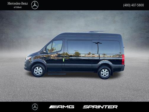 Obsidian Black Metallic 2022 Mercedes-Benz Sprinter 2500 Standard Roof