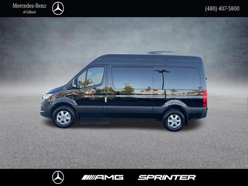 Obsidian Black Metallic 2022 Mercedes-Benz Sprinter 2500 Standard Roof