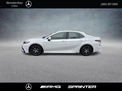 Ice Edge 2023 Toyota Camry SE