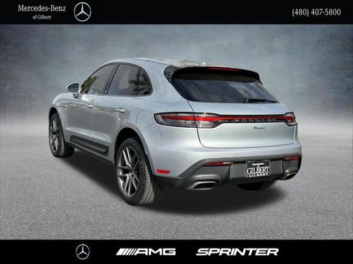 2022 Porsche Macan Base