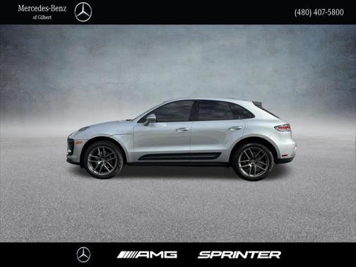 2022 Porsche Macan Base