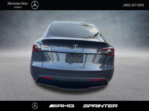 2022 Tesla Model Y Long Range Dual Motor All-Wheel Drive