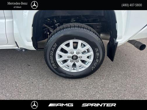 Ice Cap 2024 Toyota Tacoma SR5