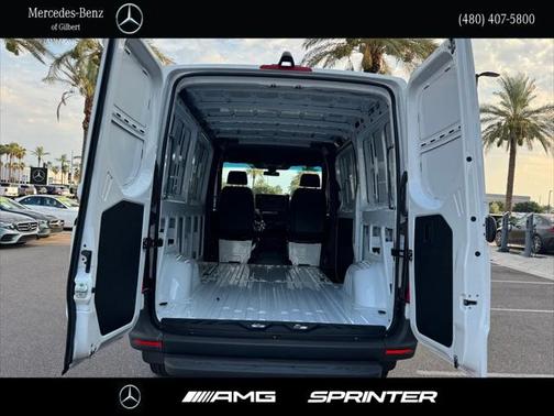 2025 Mercedes-Benz Sprinter 2500 Standard Roof