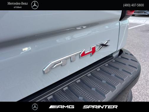 2025 GMC Sierra 1500 AT4X