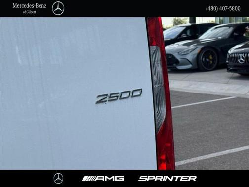 2025 Mercedes-Benz Sprinter 2500 High Roof