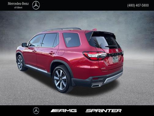 2023 Honda Pilot Touring 8-Passenger