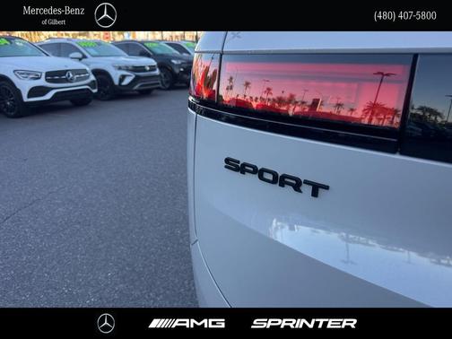 2024 Land Rover Range Rover Sport SE
