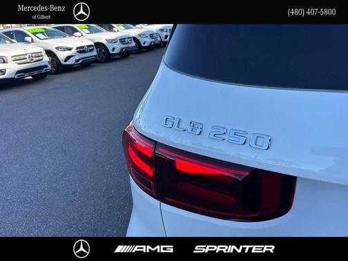 Polar White 2026 Mercedes-Benz GLB 250 Base
