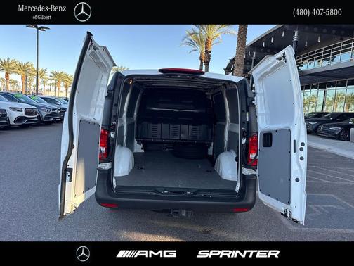 2022 Mercedes-Benz Metris Base