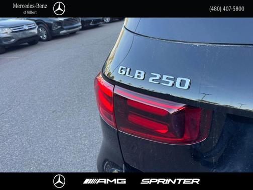 Night Black 2026 Mercedes-Benz GLB 250 Base