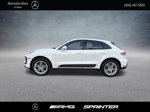 2023 Porsche Macan Base