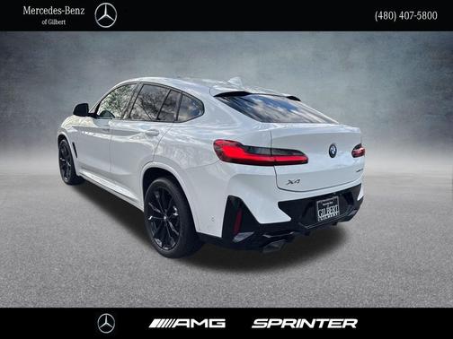 2025 BMW X4 xDrive30i