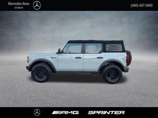 2022 Ford Bronco Base