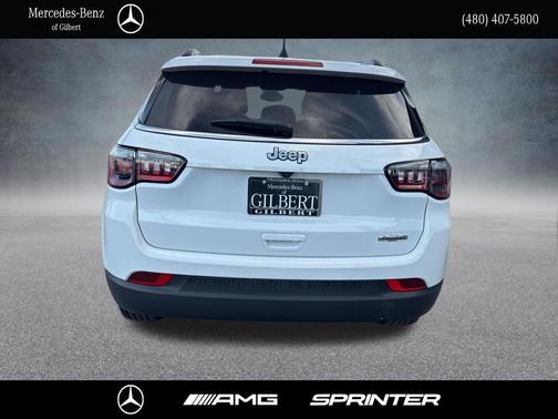 Bright White Clearcoat 2022 Jeep Compass Latitude