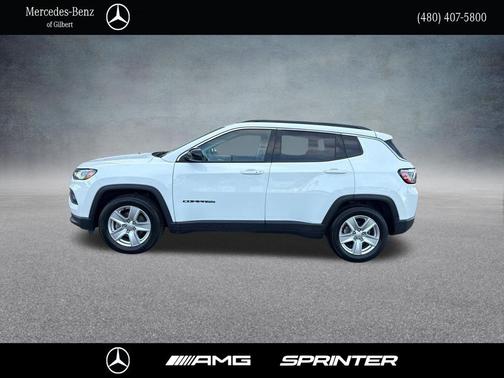 Bright White Clearcoat 2022 Jeep Compass Latitude