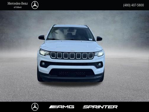 Bright White Clearcoat 2022 Jeep Compass Latitude