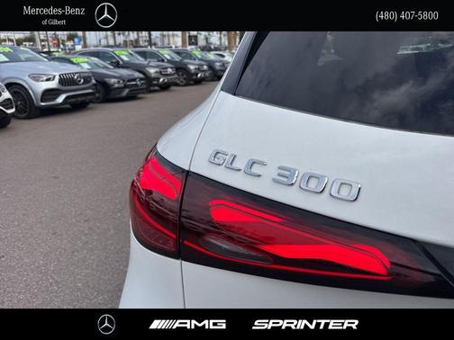 2025 Mercedes-Benz GLC 300 Base