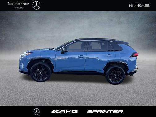 2022 Toyota RAV4 Hybrid SE