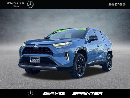 2022 Toyota RAV4 Hybrid SE