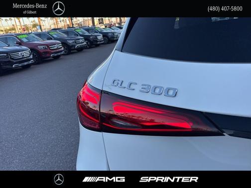 2025 Mercedes-Benz GLC 300 Base