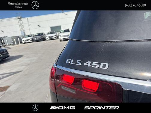 2026 Mercedes-Benz GLS 450 4MATIC