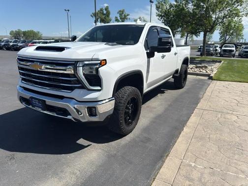 Summit White 2024 Chevrolet Silverado 2500 LTZ