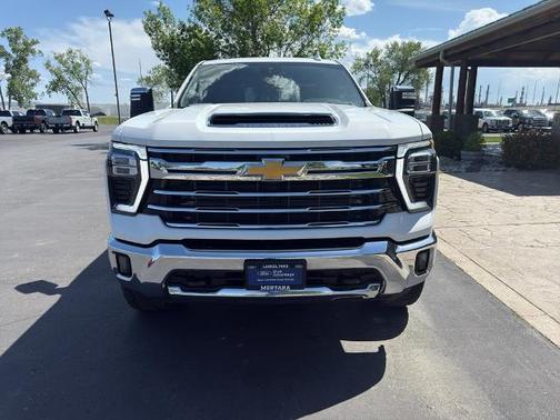 Summit White 2024 Chevrolet Silverado 2500 LTZ