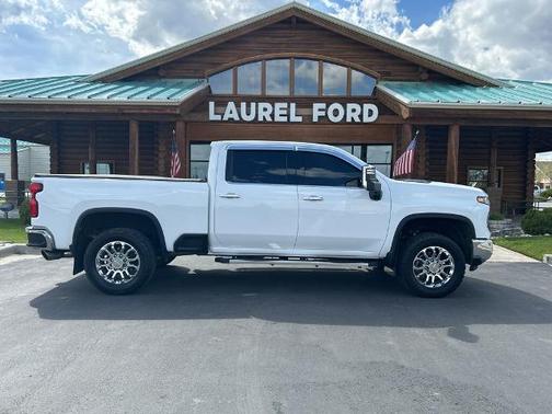 Summit White 2024 Chevrolet Silverado 2500 LTZ Truck