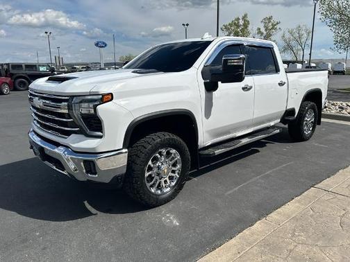 Summit White 2024 Chevrolet Silverado 2500 LTZ