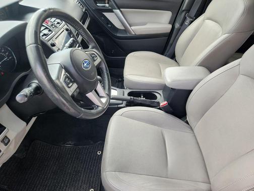 Dark Gray Metallic 2017 Subaru Forester 2.5i Limited