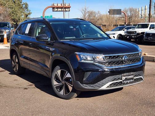 2024 Volkswagen Taos 1.5T SE