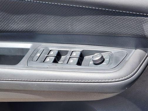 2025 Volkswagen Atlas 2.0T SEL Premium R-Line 4MOTION