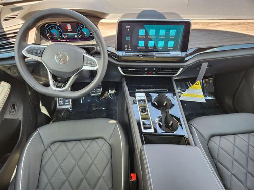 2025 Volkswagen Atlas 2.0T SEL Premium R-Line 4MOTION